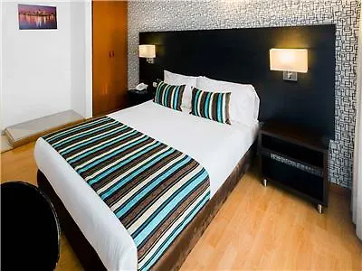 ***  Hotel L'Etoile Javeriana Bogota Colombia